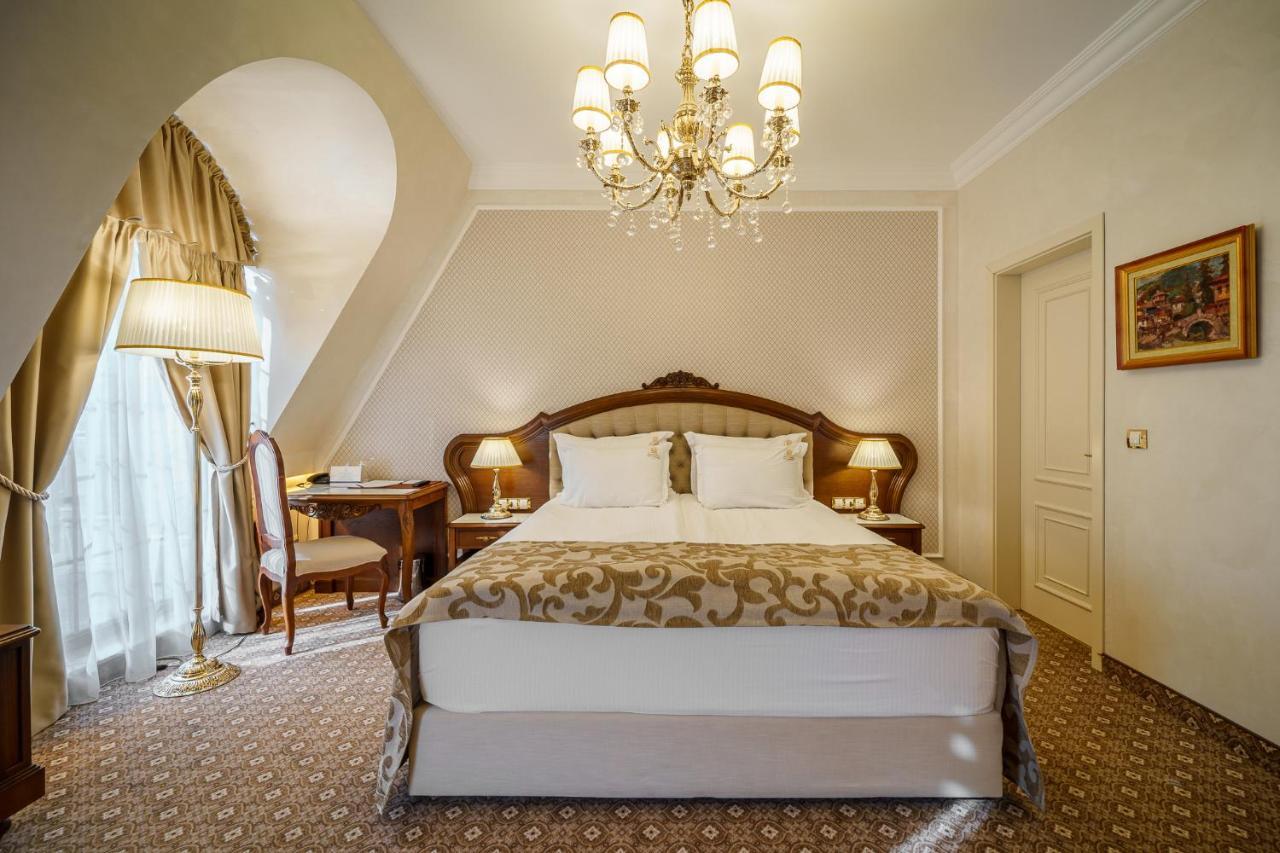 פלובדיב Residence City Garden - Certificate Of Excellence Top 10 Best Five-Stars City Hotels For 2024 Awarded By Htif מראה חיצוני תמונה