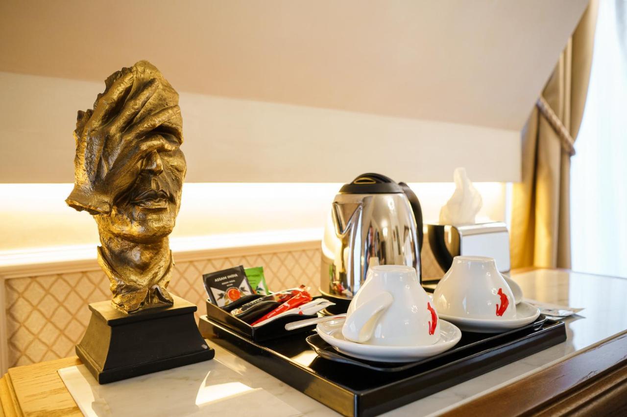 פלובדיב Residence City Garden - Certificate Of Excellence Top 10 Best Five-Stars City Hotels For 2024 Awarded By Htif מראה חיצוני תמונה