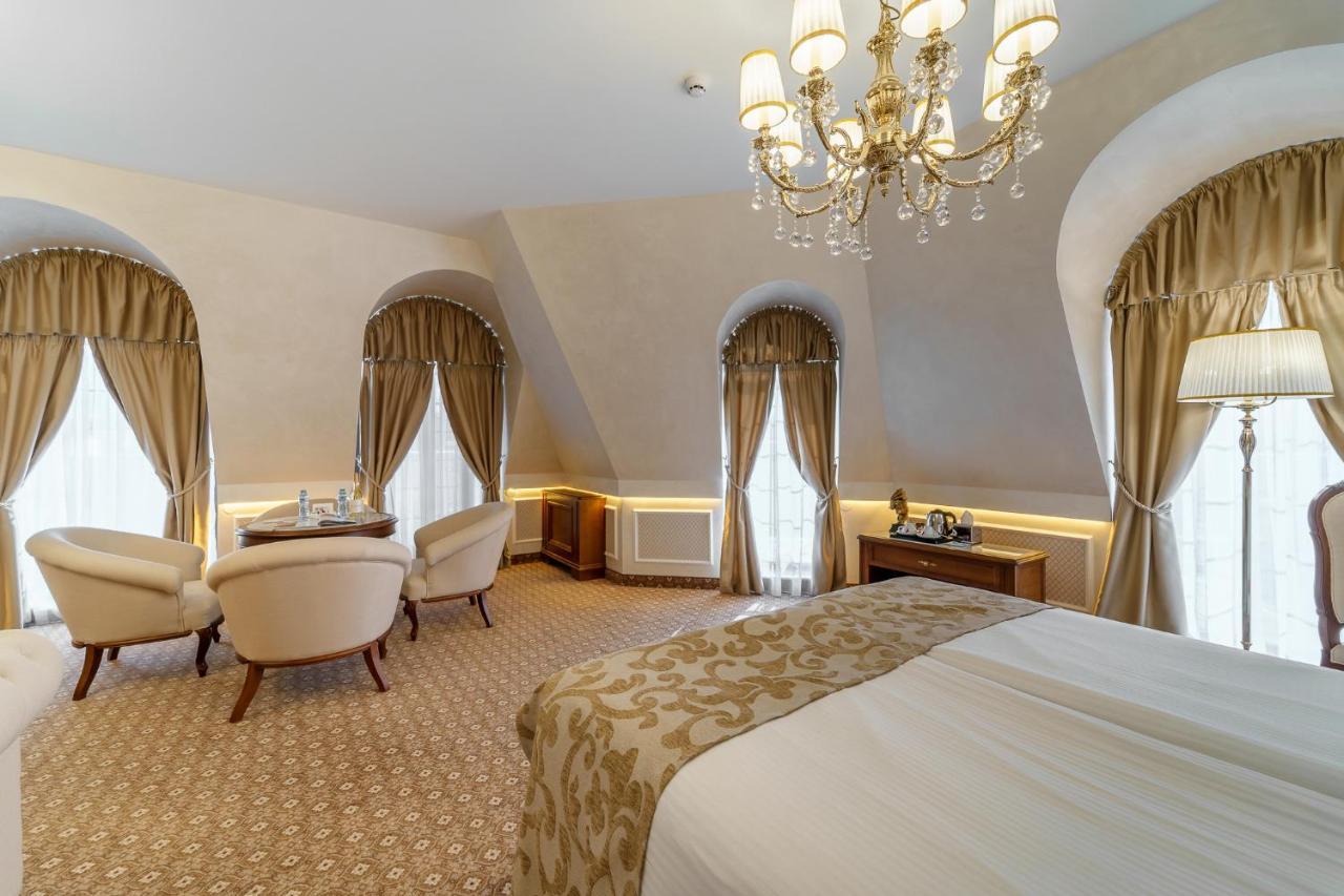 פלובדיב Residence City Garden - Certificate Of Excellence Top 10 Best Five-Stars City Hotels For 2024 Awarded By Htif מראה חיצוני תמונה