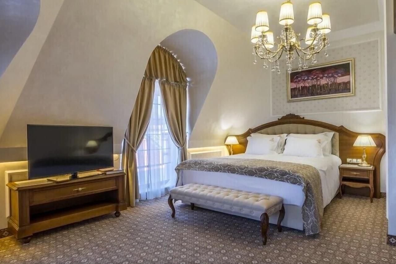 פלובדיב Residence City Garden - Certificate Of Excellence Top 10 Best Five-Stars City Hotels For 2024 Awarded By Htif מראה חיצוני תמונה