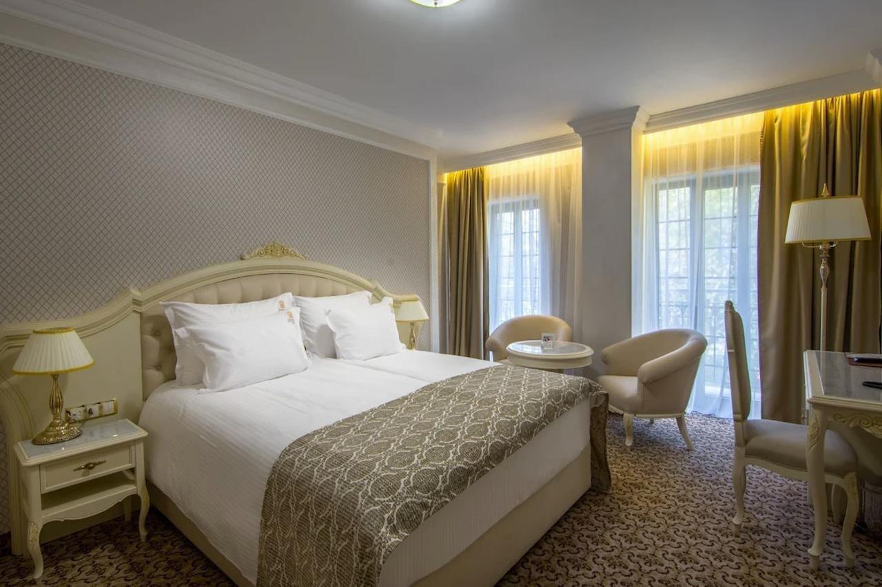פלובדיב Residence City Garden - Certificate Of Excellence Top 10 Best Five-Stars City Hotels For 2024 Awarded By Htif מראה חיצוני תמונה