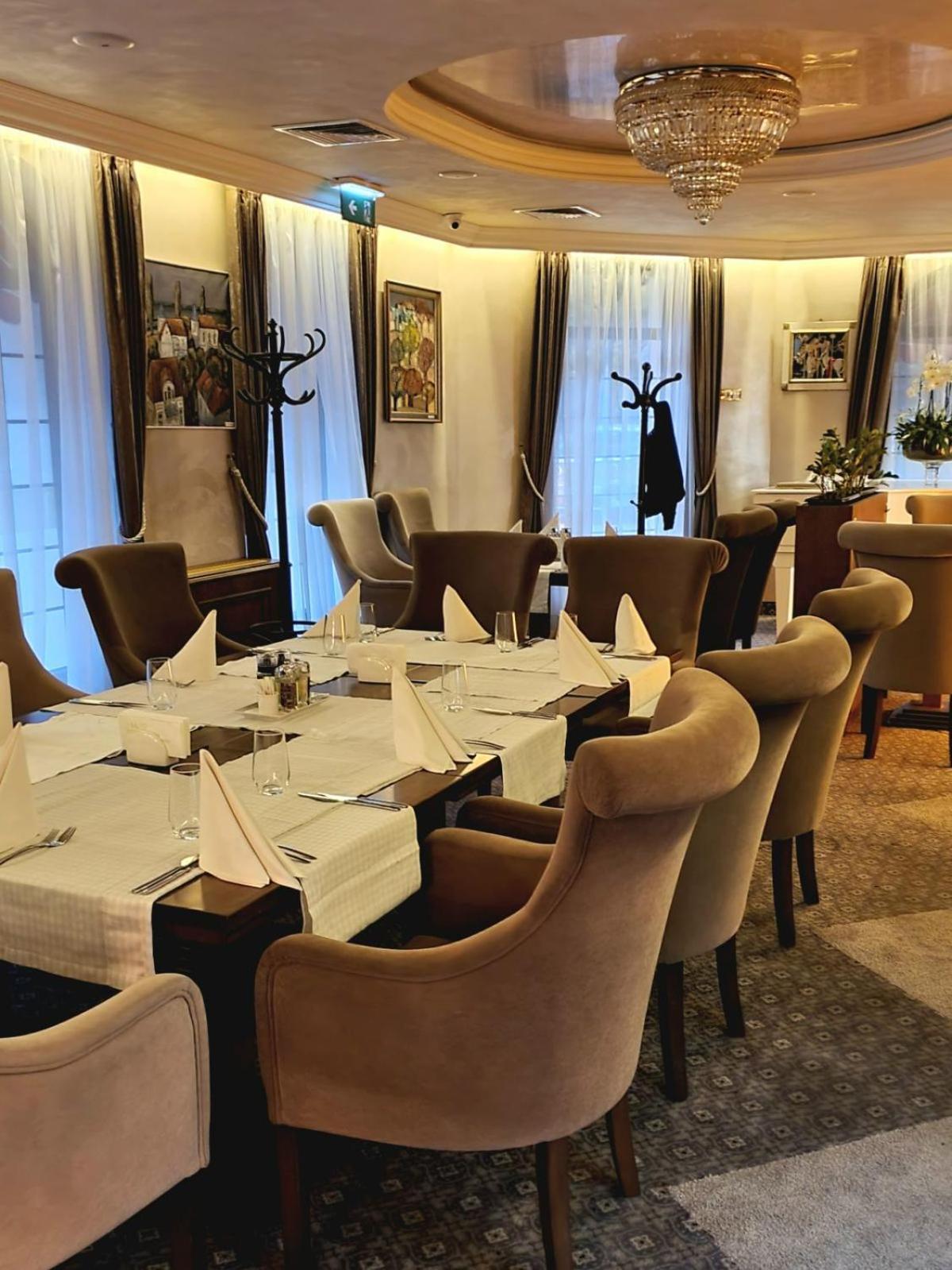 פלובדיב Residence City Garden - Certificate Of Excellence Top 10 Best Five-Stars City Hotels For 2024 Awarded By Htif מראה חיצוני תמונה