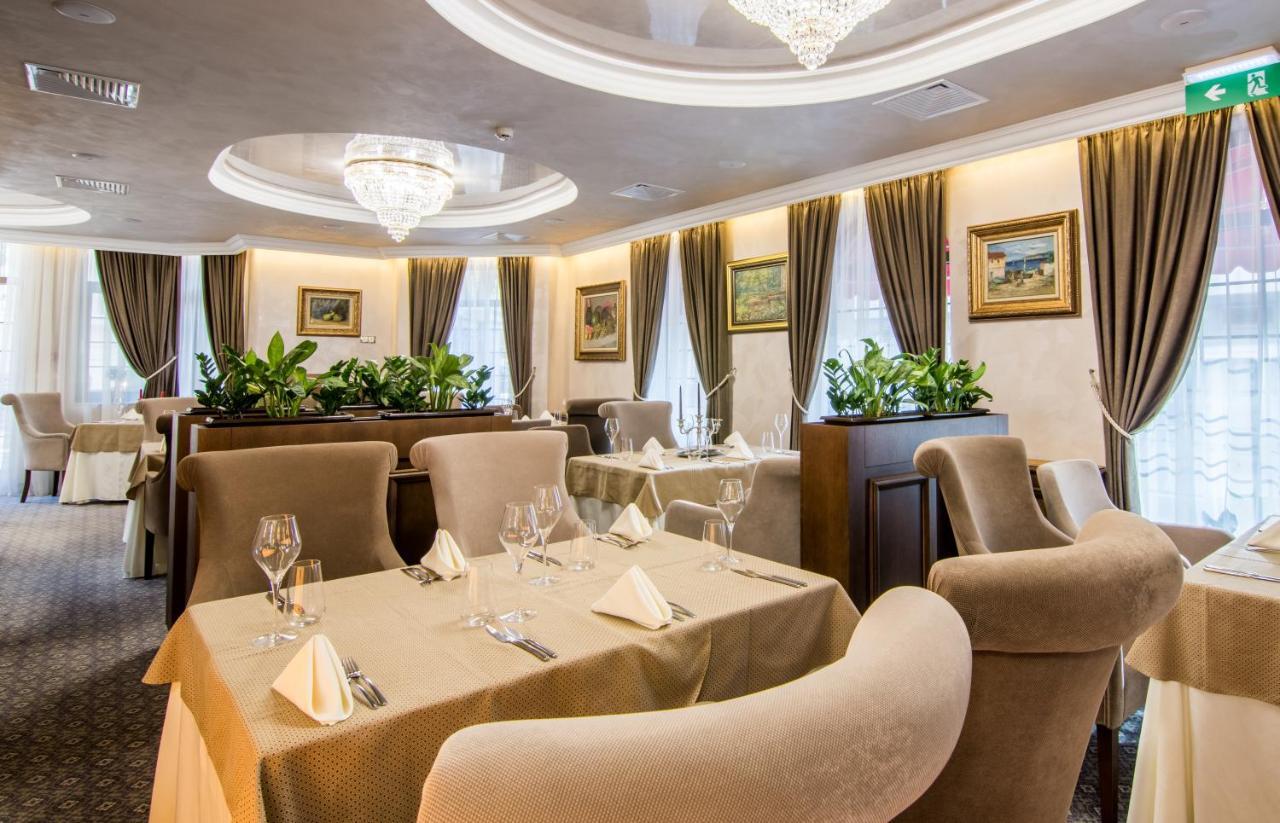 פלובדיב Residence City Garden - Certificate Of Excellence Top 10 Best Five-Stars City Hotels For 2024 Awarded By Htif מראה חיצוני תמונה