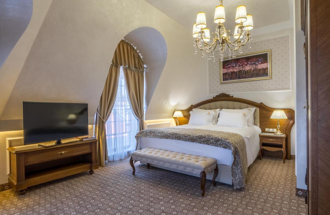 פלובדיב Residence City Garden - Certificate Of Excellence Top 10 Best Five-Stars City Hotels For 2024 Awarded By Htif מראה חיצוני תמונה
