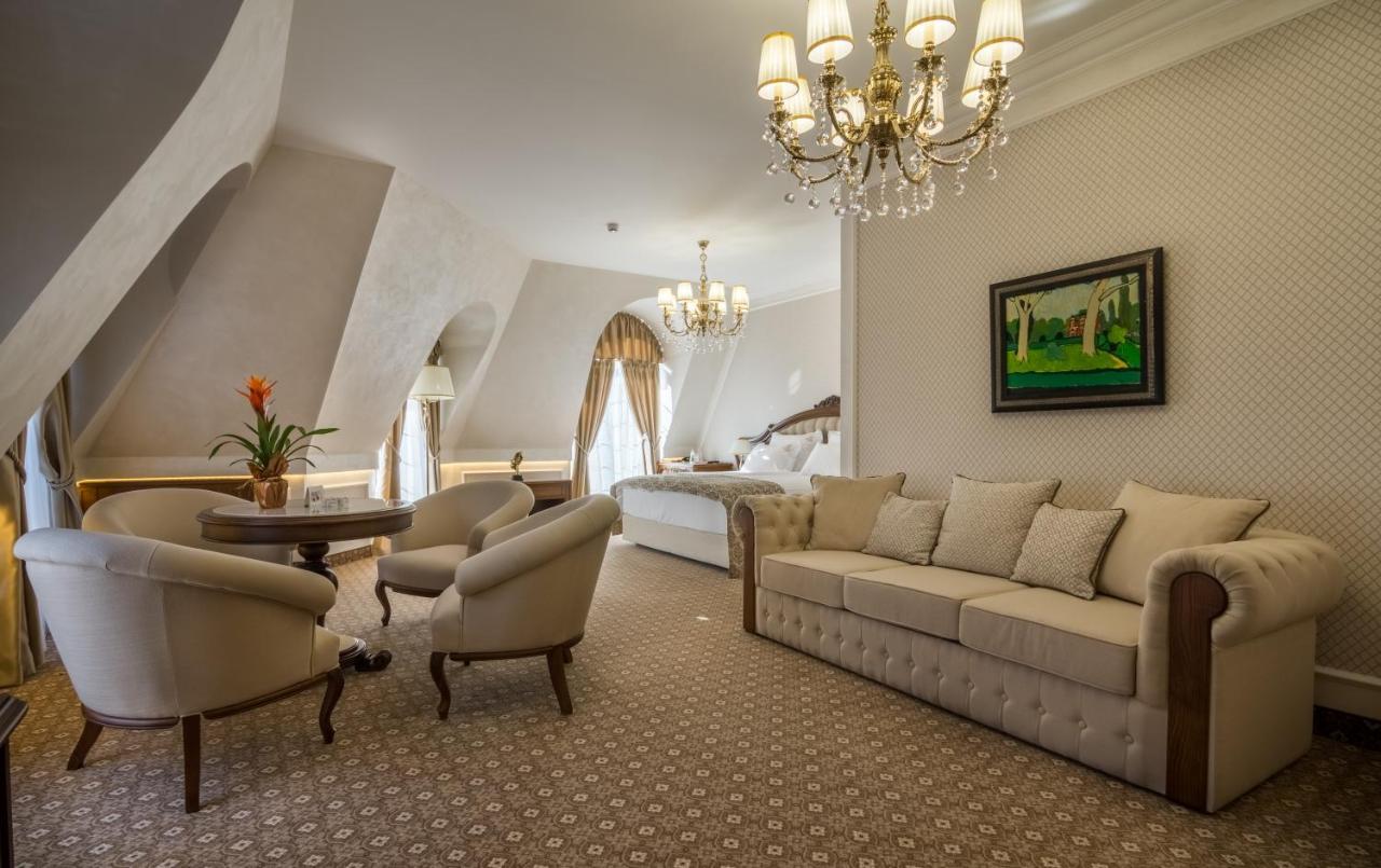 פלובדיב Residence City Garden - Certificate Of Excellence Top 10 Best Five-Stars City Hotels For 2024 Awarded By Htif מראה חיצוני תמונה