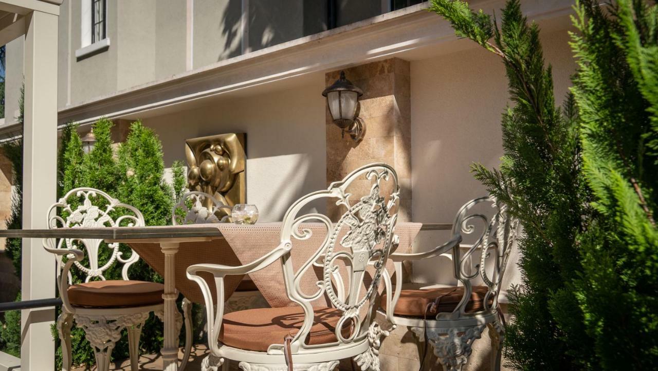 פלובדיב Residence City Garden - Certificate Of Excellence Top 10 Best Five-Stars City Hotels For 2024 Awarded By Htif מראה חיצוני תמונה